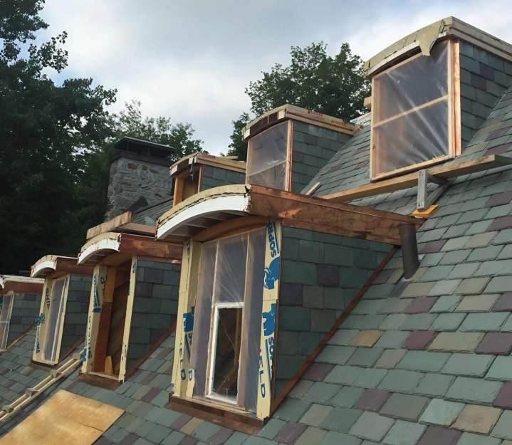 Natural slate roof Montreal
