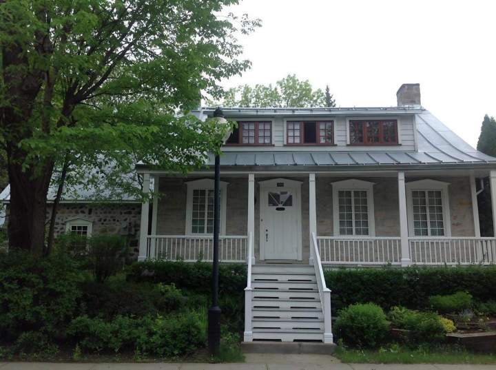Metal roofing installation Montreal